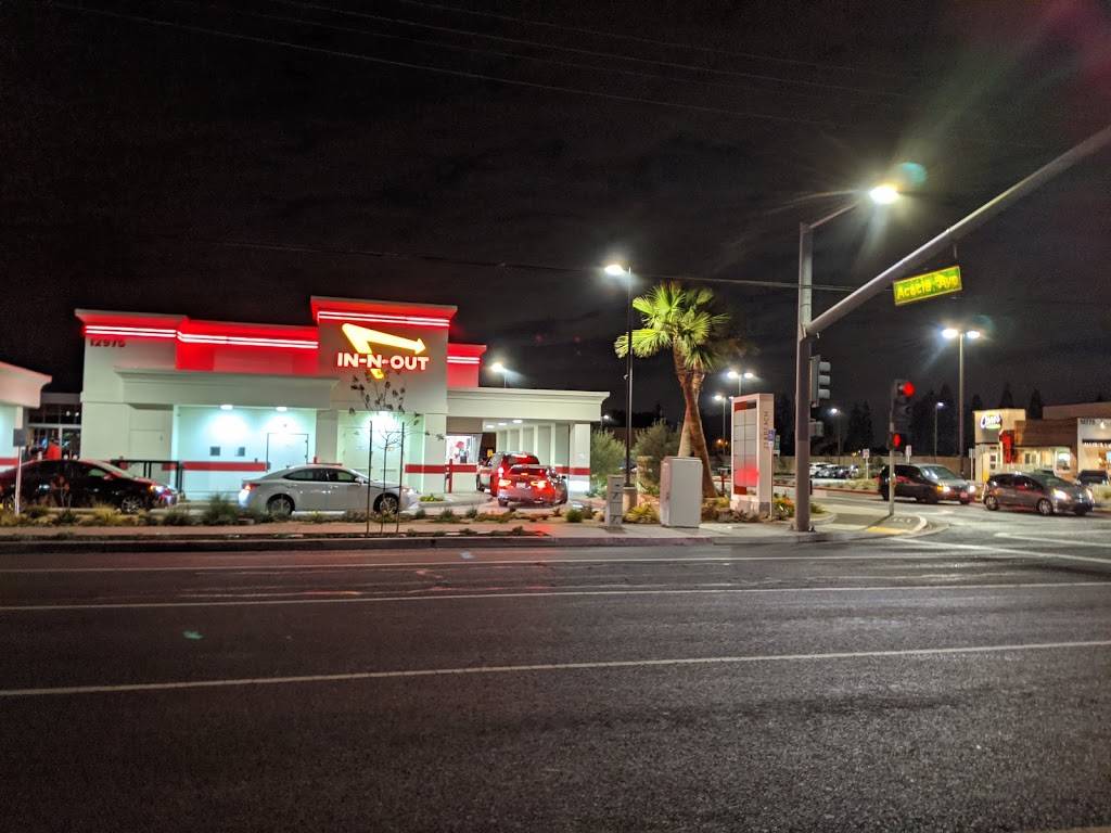 Raising Canes Chicken Fingers | 12775 Beach Blvd, Stanton, CA 90680, USA | Phone: (714) 373-0188