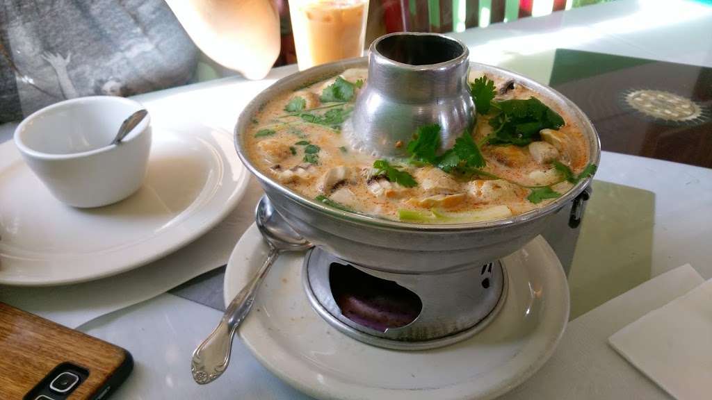 Thai Kitchen | 3425 Broadway St, American Canyon, CA 94503, USA | Phone: (707) 652-5871