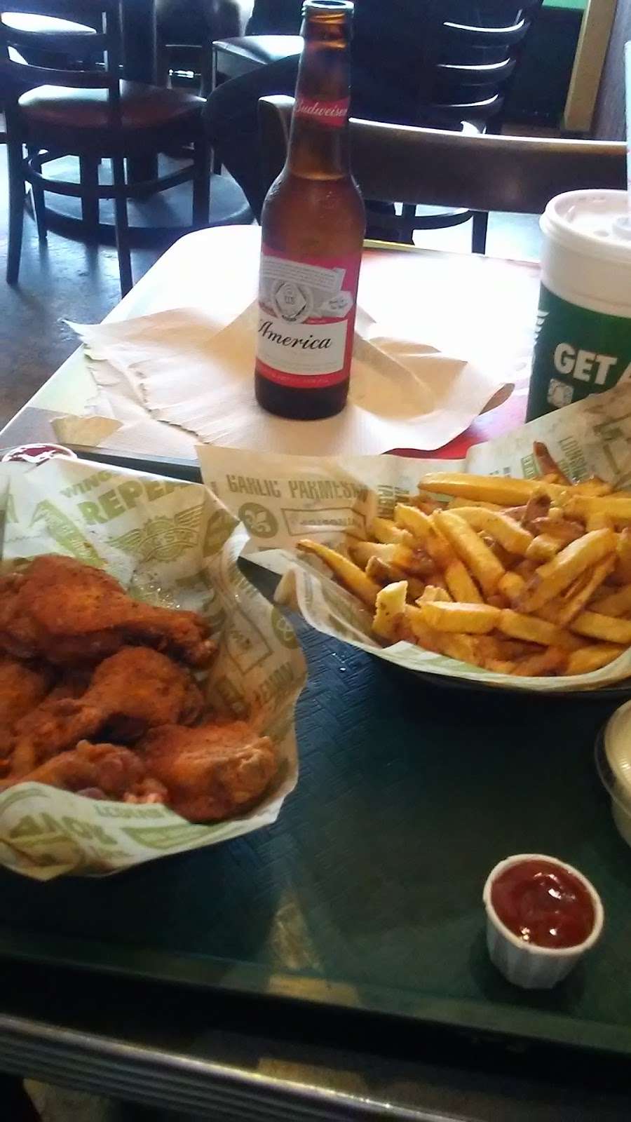 Wingstop | 7332 Antoine Dr, Houston, TX 77088, USA | Phone: (281) 820-5000