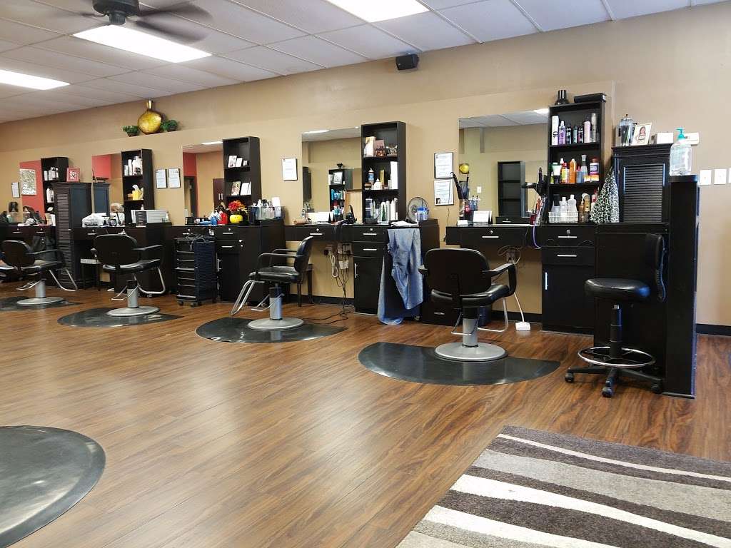 The Hair Place | 7932 N Oak Trafficway #211, Kansas City, MO 64118 | Phone: (816) 420-0647