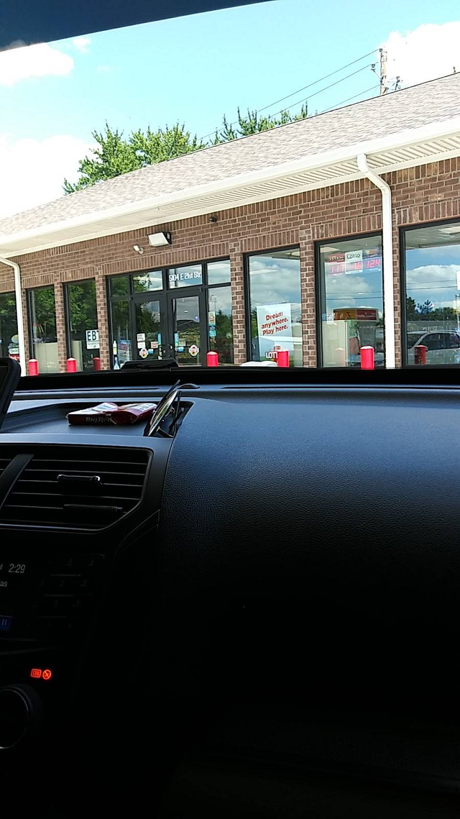 Shell | 5104 East 21st St, Indianapolis, IN 46218, USA | Phone: (317) 496-3794