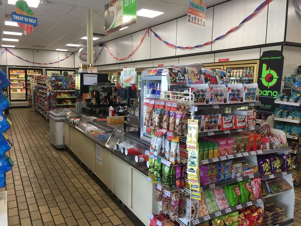 7-Eleven | 17979 Outer Hwy 18 N, Apple Valley, CA 92307, USA | Phone: (760) 242-8110