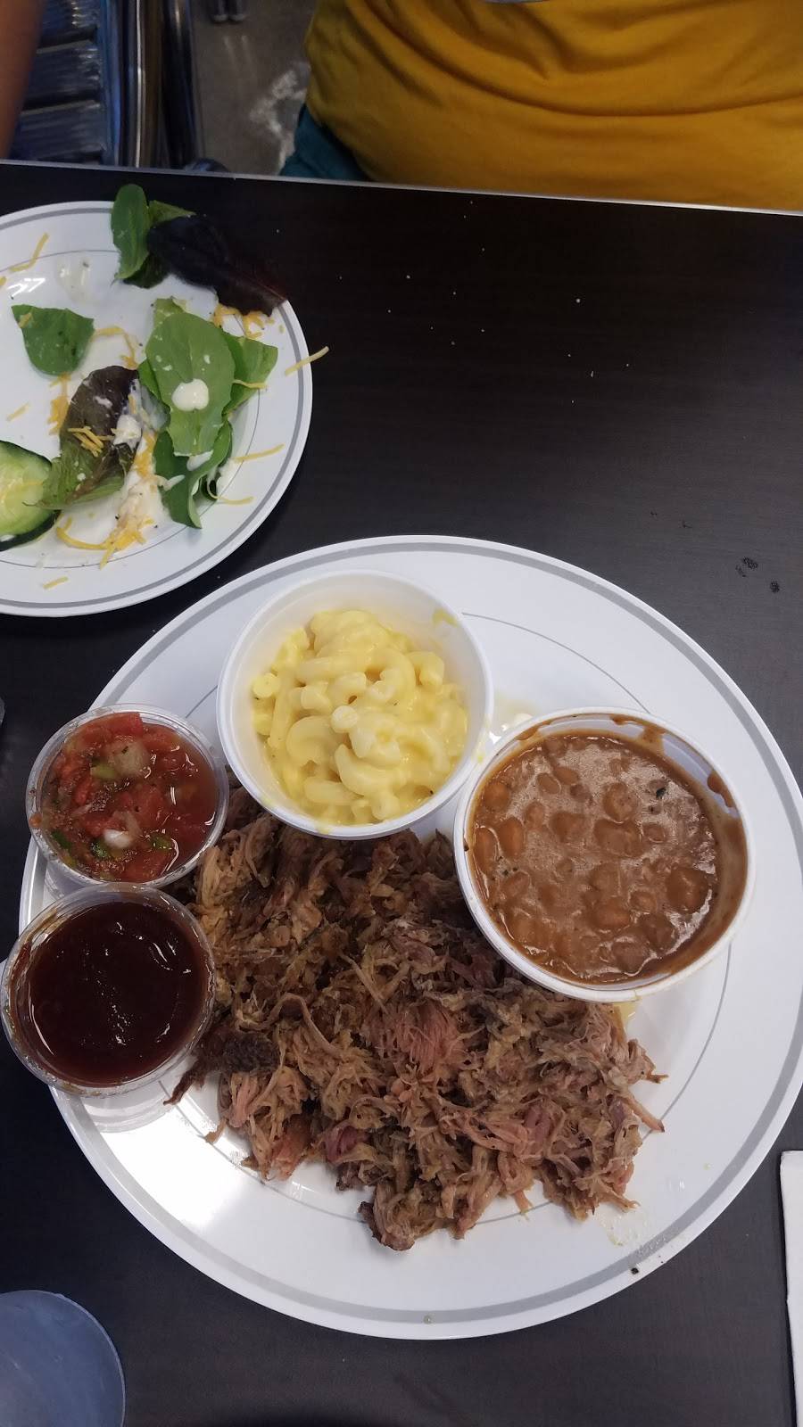 Smittys Smokin BBQ & Brisket | 2811 N Chester Ave, Bakersfield, CA 93308, USA | Phone: (661) 903-8757