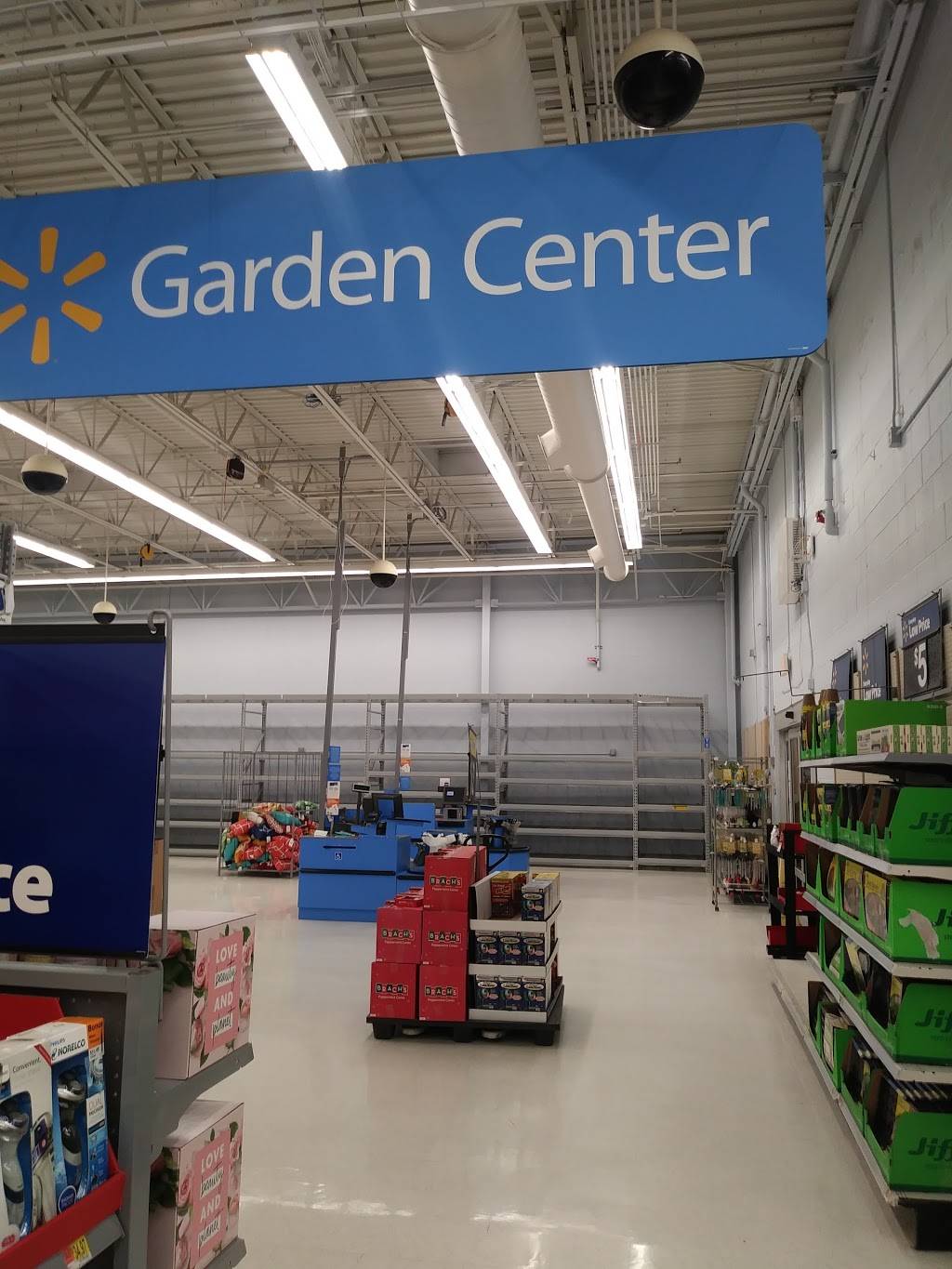 Walmart Garden Center | 7319 W State St, Garden City, ID 83714, USA | Phone: (208) 853-0541