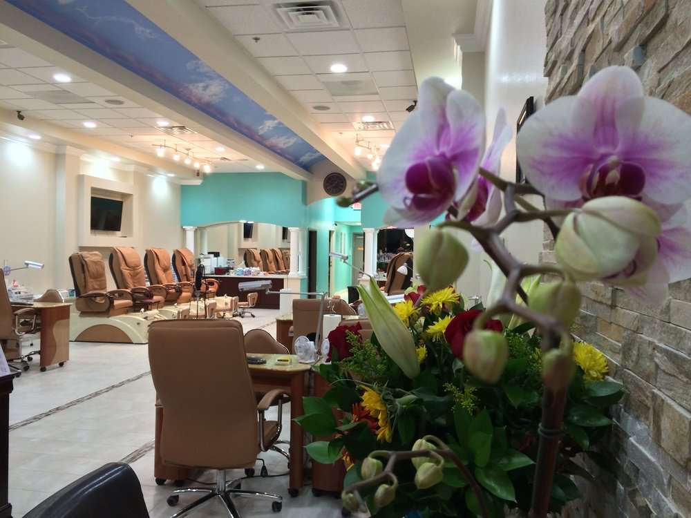 LV Nails & Spa | 10050 S Eastern Ave suite 140, Henderson, NV 89052, USA | Phone: (702) 750-9045