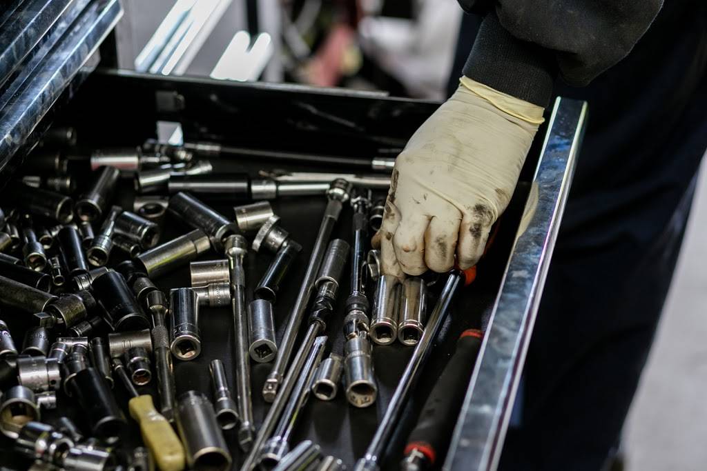 Precision Automotive Services | 5725 South Boulevard Suite: B, Charlotte, NC 28217, USA | Phone: (704) 556-7979