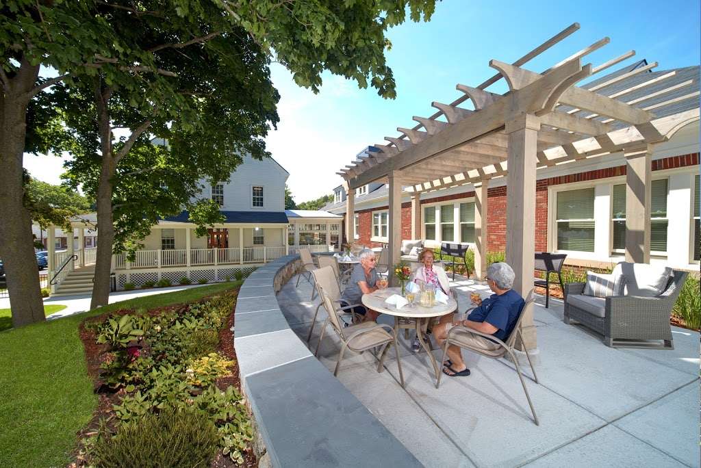 Forestdale Park Senior Living | 341 Forest St, Malden, MA 02148, USA | Phone: (781) 333-8903