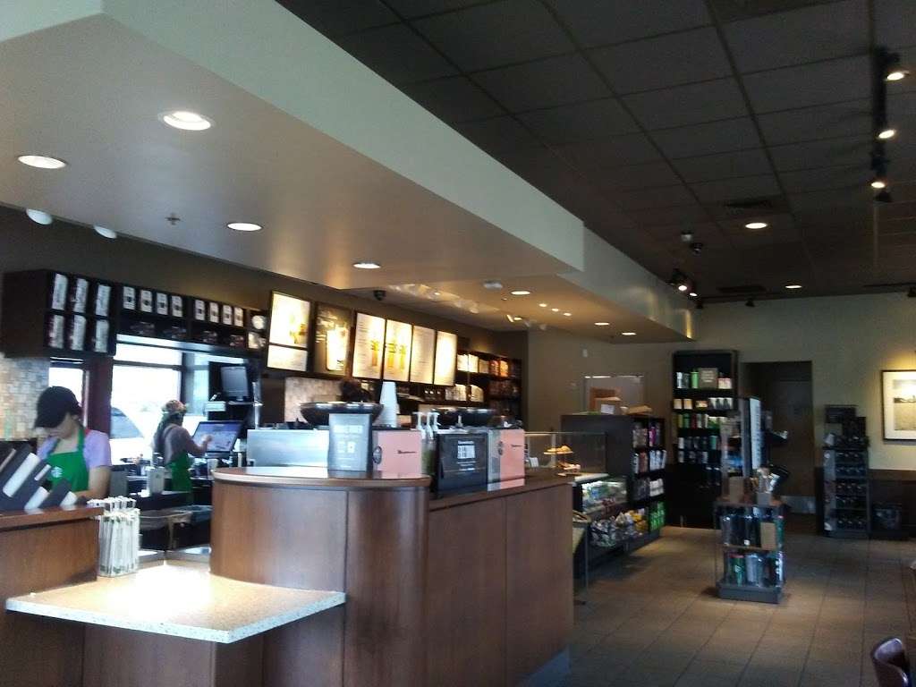 Starbucks | 1427 Lee St, Des Plaines, IL 60018, USA | Phone: (847) 298-5270