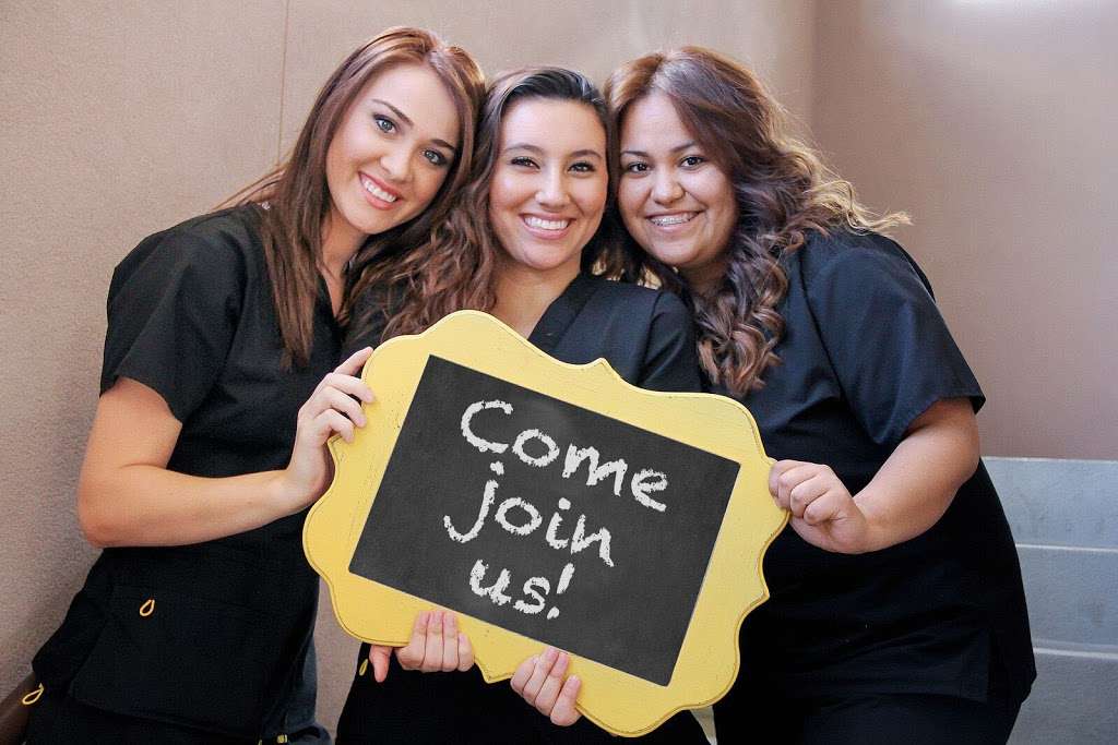 Chicago Dental Assistant School - Elgin | 431 Summit St suite 104, Elgin, IL 60120, USA | Phone: (847) 558-6039