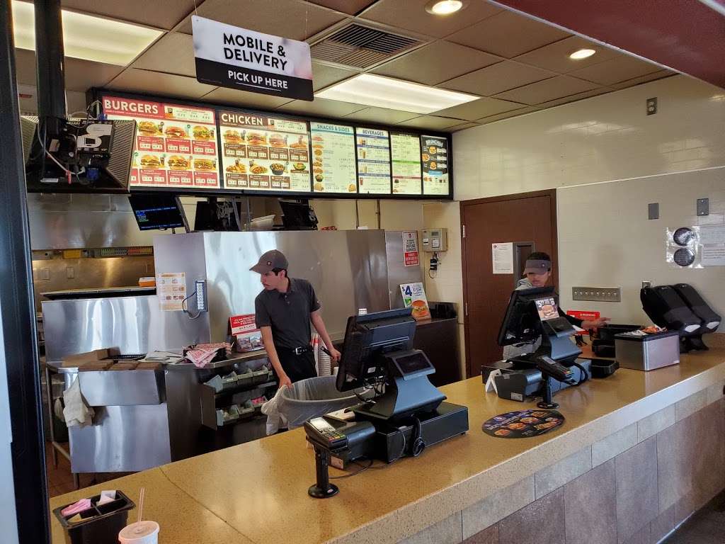 Jack in the Box | 17600 Bellflower Blvd, Bellflower, CA 90706, USA | Phone: (562) 920-6733