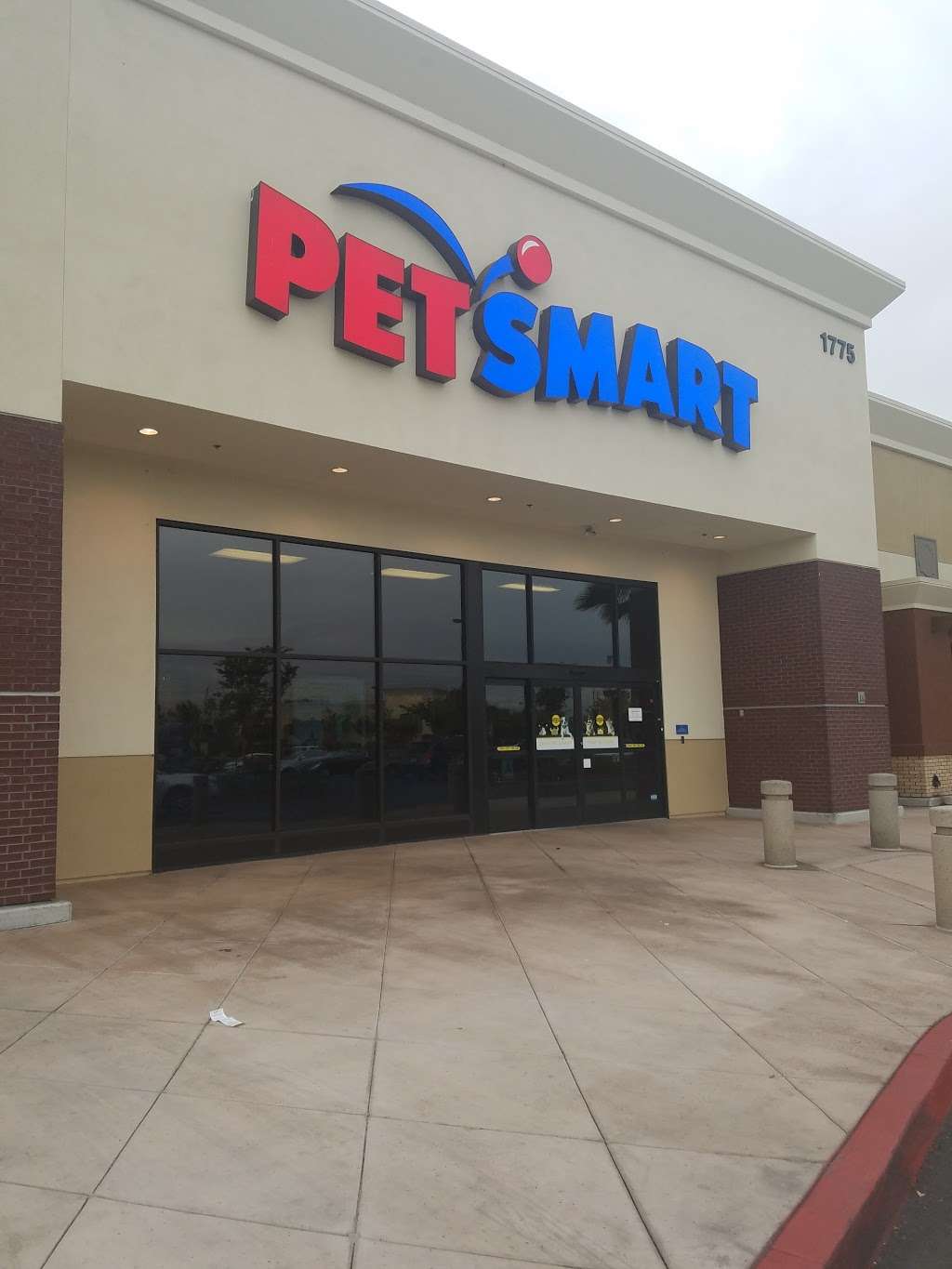 PetSmart | 1775 S Alameda St, Compton, CA 90220 | Phone: (424) 296-6078