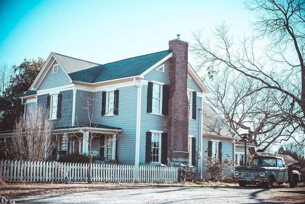 The Cabin at Rock Ridge Farm | 524 State Rd S-46-27, Clover, SC 29710 | Phone: (704) 361-1371