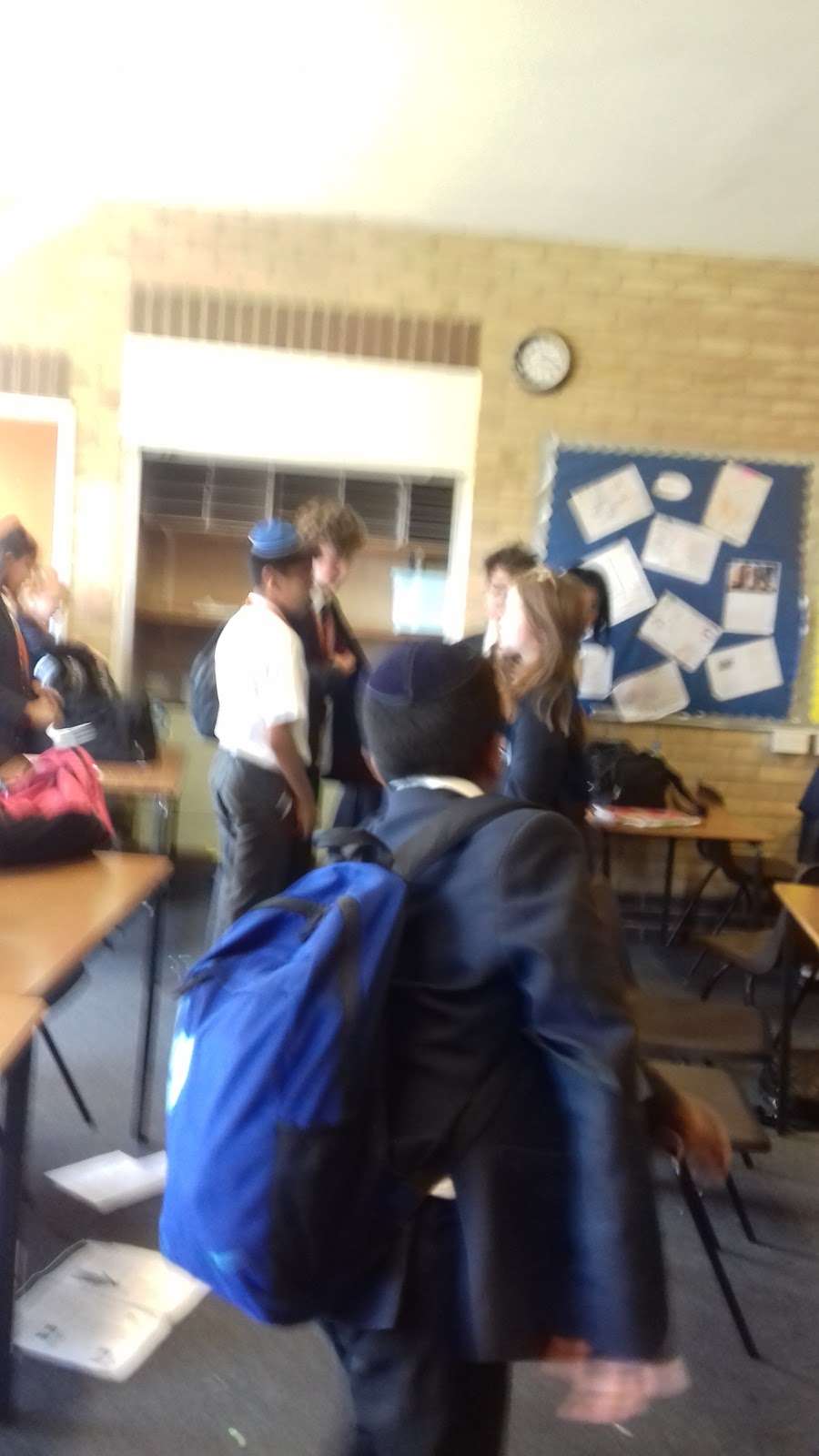 Kantor King Solomon High School Forest Rd, Ilford IG6 3HB, UK