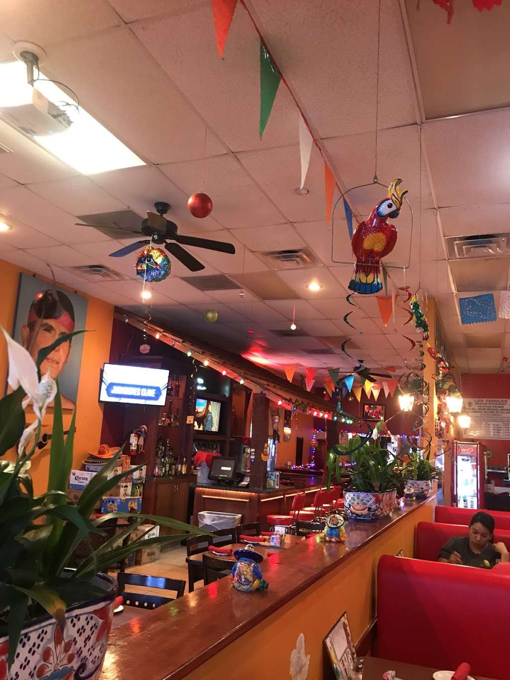 Los Faroles Mexican Restaurant | 18174 River Sage Dr #108, Houston, TX 77084 | Phone: (281) 859-7200