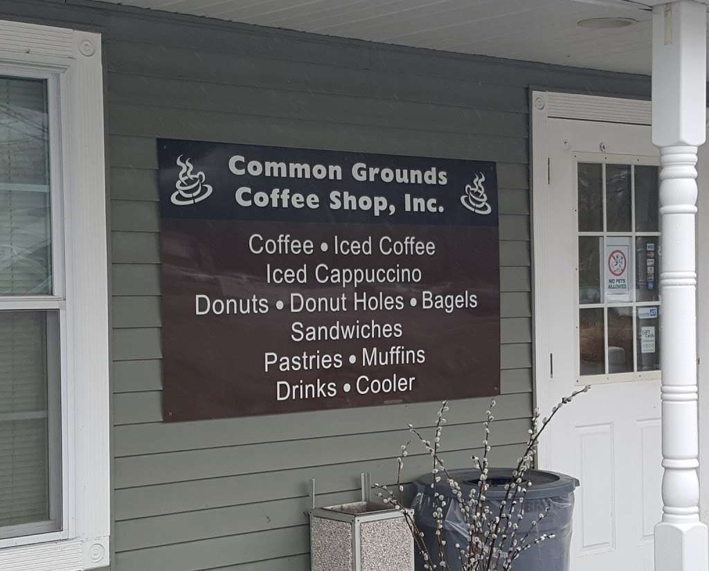 Common Grounds Coffee Shop | 101 E Main St, Merrimac, MA 01860, USA | Phone: (978) 346-7600