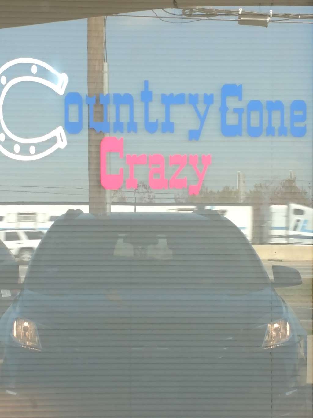 Country Gone Crazy | 10902 Interstate 10 East, Baytown, TX 77523, USA | Phone: (832) 629-5204