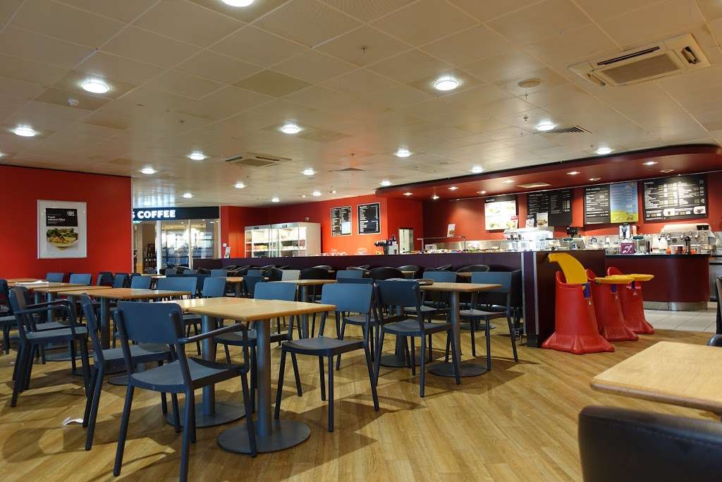 Sainsburys Cafe | Colney Fields Shopping Park, Barnet Rd, London Colney, St Albans AL2 1AB, UK