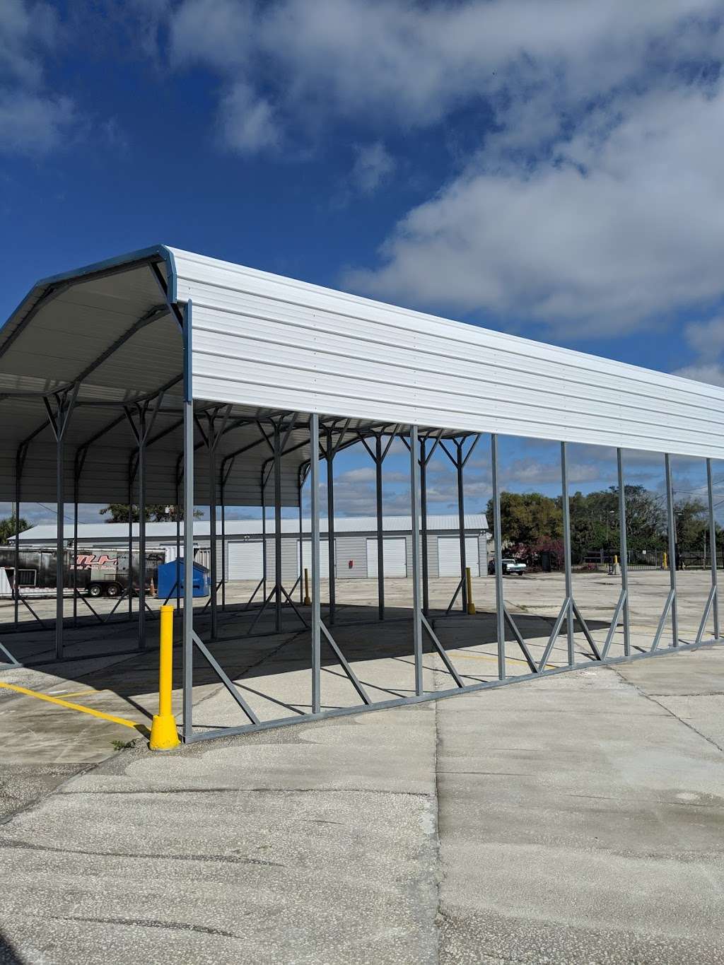 Oasis RV Parking | 292 American Spirit Rd, Winter Haven, FL 33880, USA | Phone: (863) 299-3719