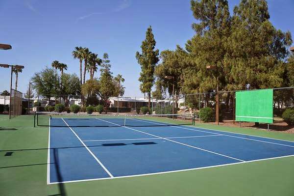 Paradise RV Resort | 10950 W Union Hills Dr, Sun City, AZ 85373 | Phone: (623) 977-0344