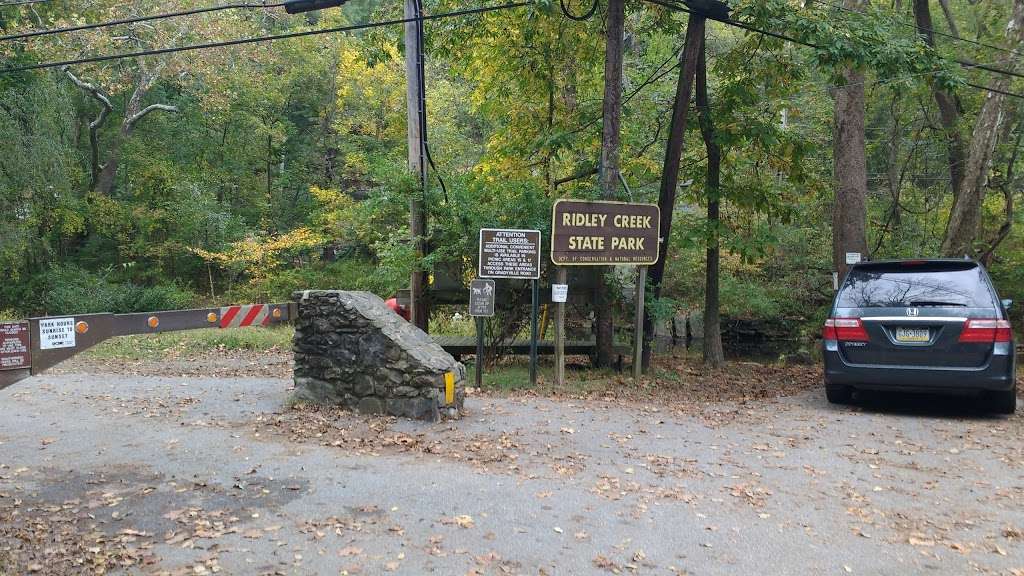 Ridley Creek Trail Entrance & Parking | 509 Barren Rd, Media, PA 19063, USA