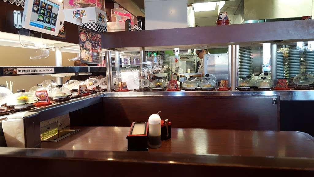 Kura Revolving Sushi Bar | 1840 W 182nd St, Torrance, CA 90504, USA | Phone: (424) 221-5731