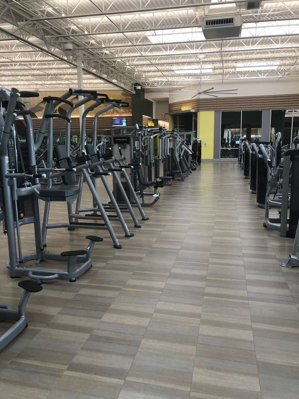 LA Fitness | 90 Lanes Mill Rd, Howell, NJ 07731, USA | Phone: (848) 222-2010