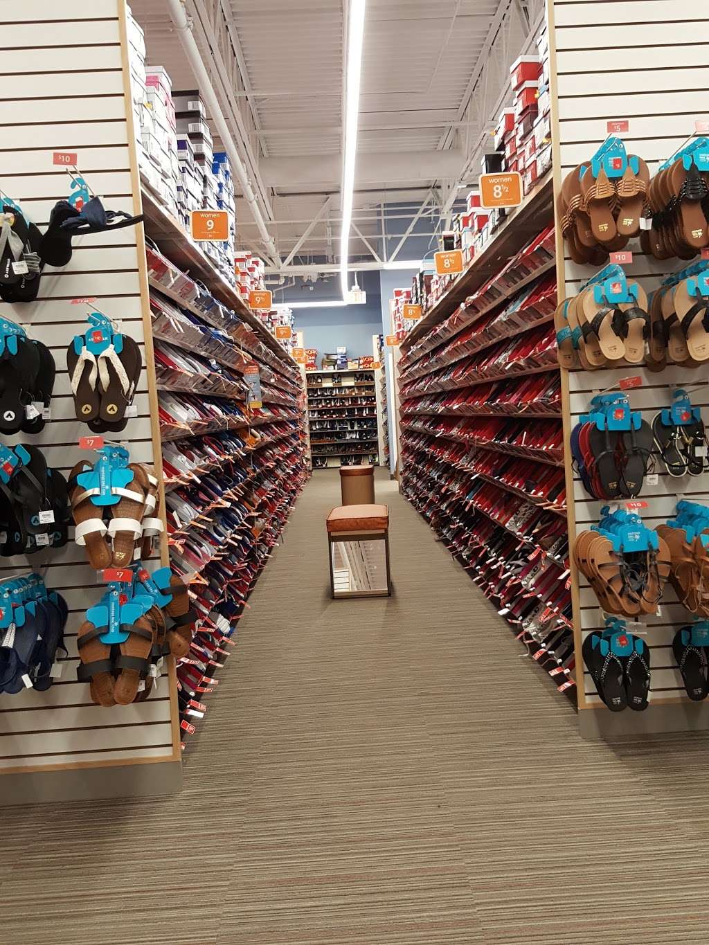 Payless ShoeSource | 7380 Green Bay Rd, Kenosha, WI 53142, USA | Phone: (262) 942-1530