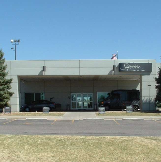 Signature Flight Support DEN - Denver Intl AIrport | 7850 Harry B Combs Pkwy, Denver, CO 80249 | Phone: (303) 342-5600