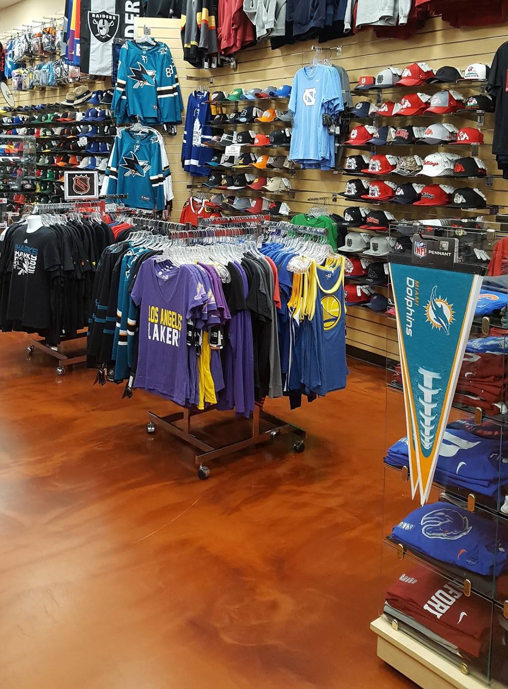 Sports Station | 707 E Shaw Ave, Fresno, CA 93710, USA | Phone: (559) 229-6842