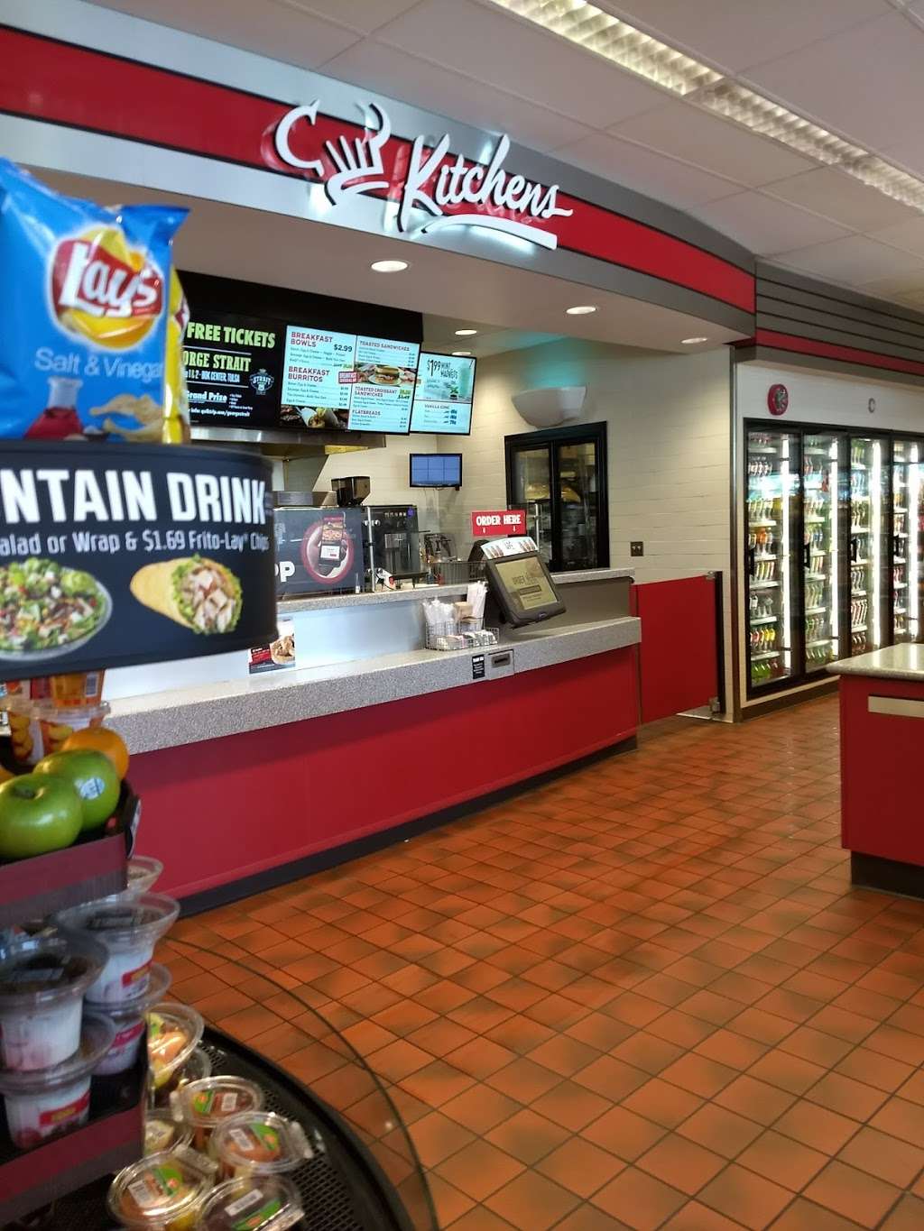 QuikTrip | 7701 Metcalf Ave, Overland Park, KS 66204 | Phone: (913) 381-0342