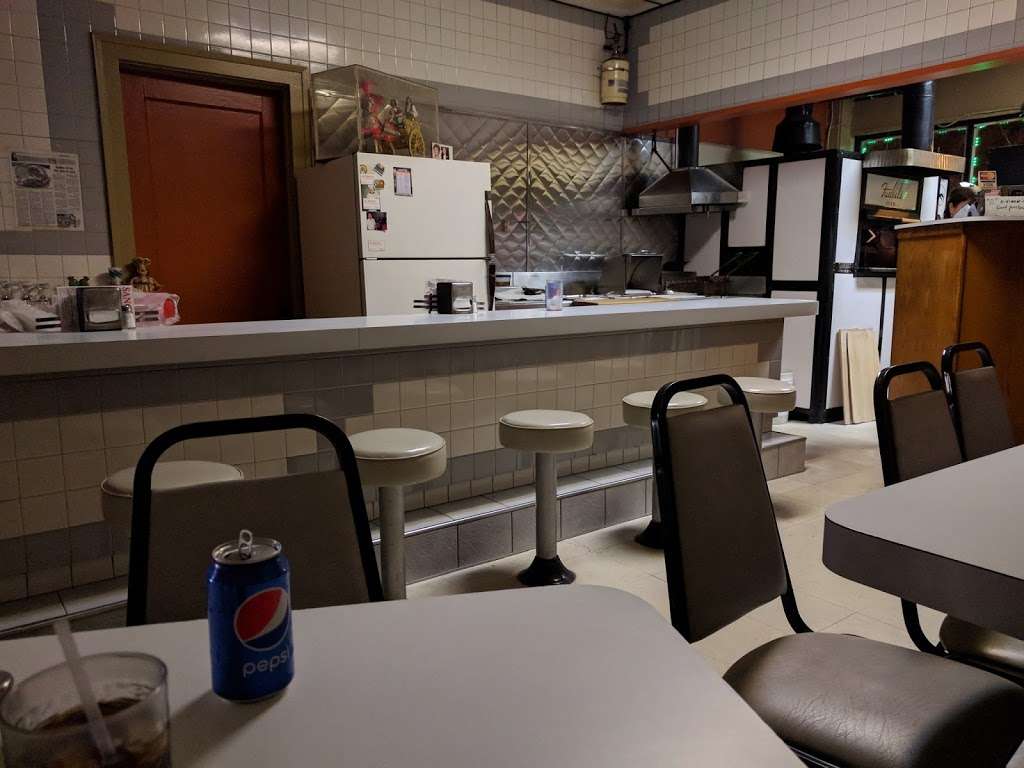 Sanos Pizzeria | 4469 W Lawrence Ave, Chicago, IL 60630, USA | Phone: (773) 725-9863 Sanos Pizzeria | 4469 W Lawrence Ave, Chicago, IL 60630, USA | Phone: (773) 725-9863