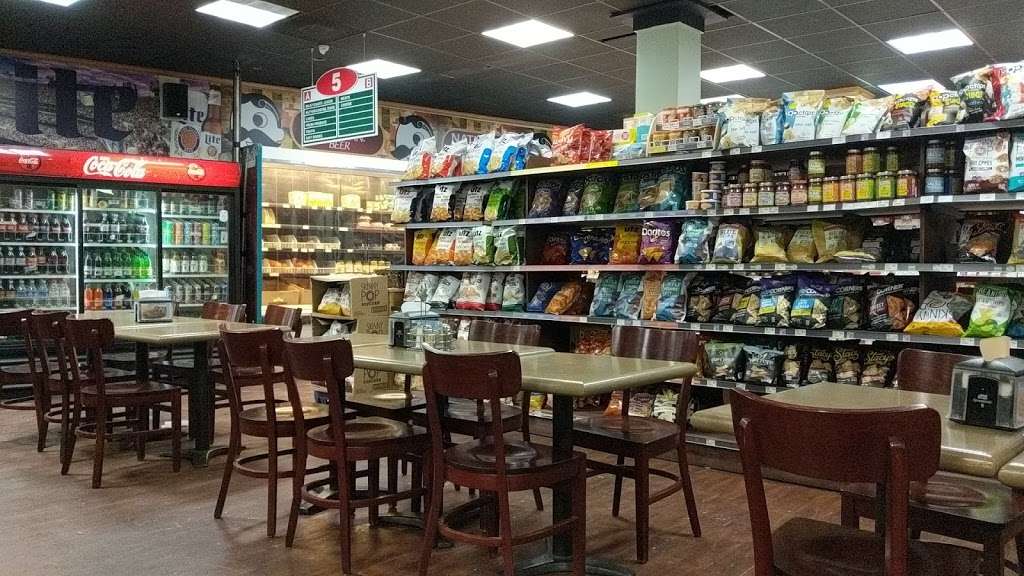 Hopkins Deli | 110 W 39th St, Baltimore, MD 21210, USA | Phone: (410) 366-6603