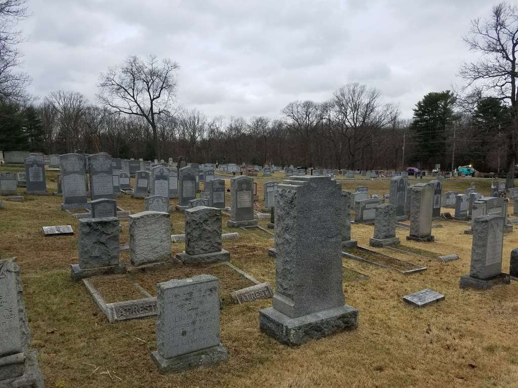 Freehold Jewish Cemetery | 164 NJ-33 Business, Freehold, NJ 07728, USA