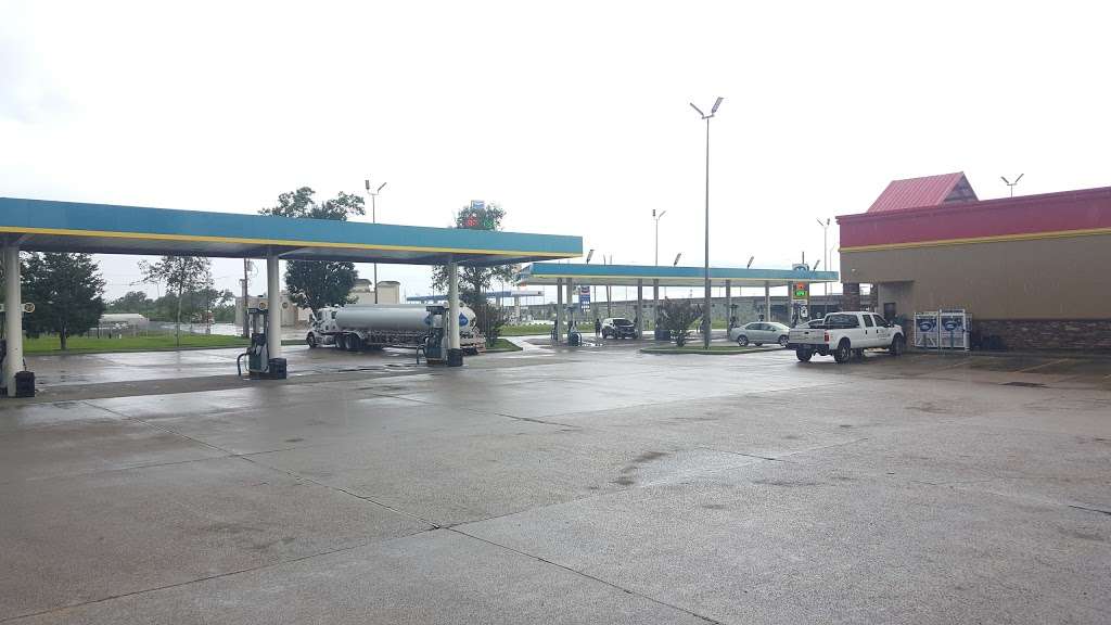 Crawdads Restaurant and Gas Station | 8316 FM 565, Cove, TX 77523, USA