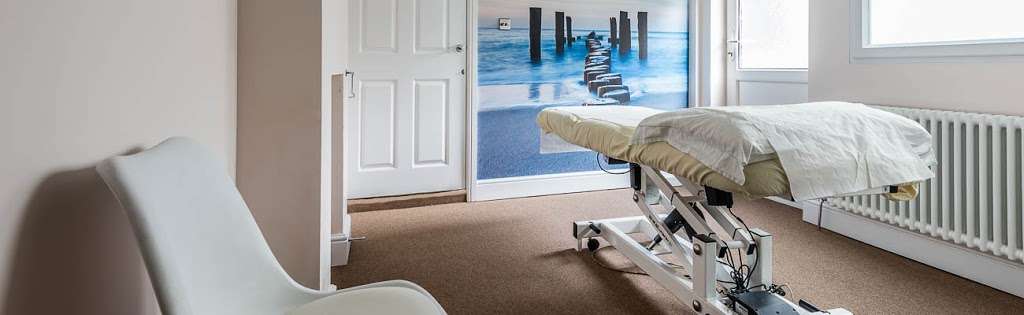 Holmwood Clinic | Holmwood Clinic, Horsham Road,, South Holmwood, Holmwood, Dorking RH5 4NE, UK | Phone: 01306 898975