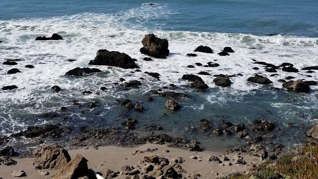 Carmet Beach Parking | 4721-4741 Shoreline Hwy, Bodega Bay, CA 94923, USA