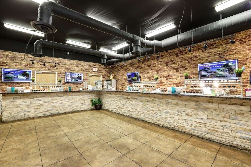 Oasis Dispensaries | South | 26427 S Arizona Ave, Chandler, AZ 85248, USA | Phone: (602) 903-3665