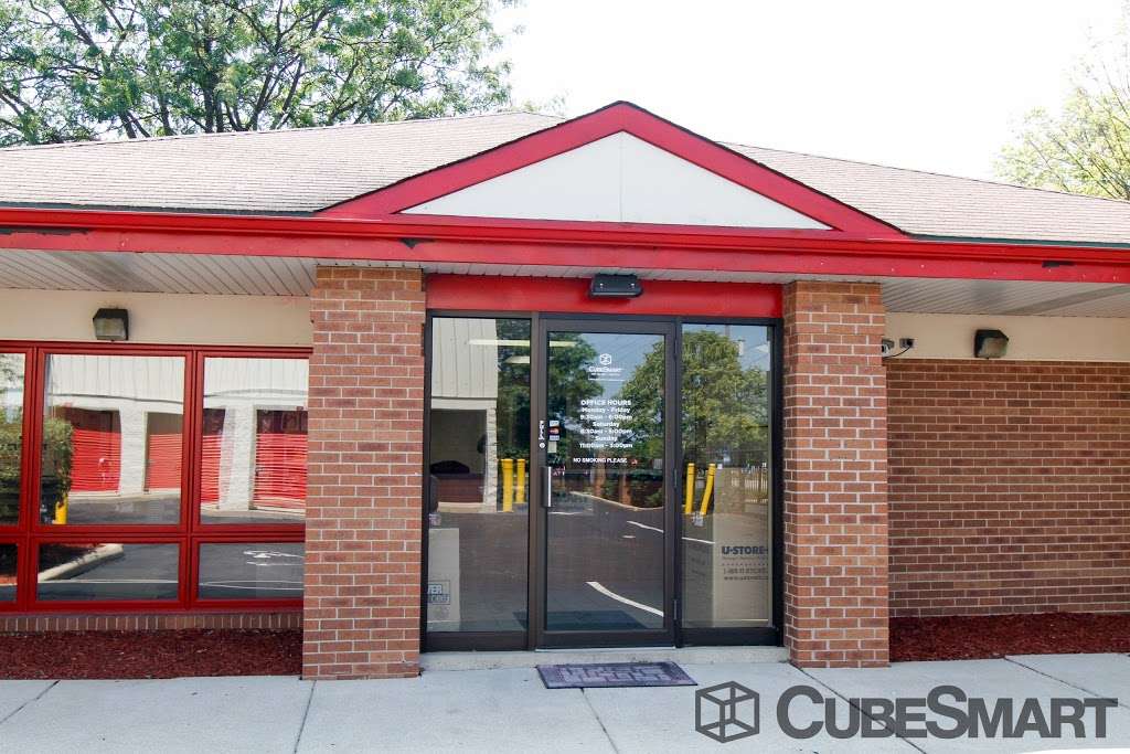 CubeSmart Self Storage | 1730 W Irving Park Rd, Schaumburg, IL 60193, USA | Phone: (847) 895-0575