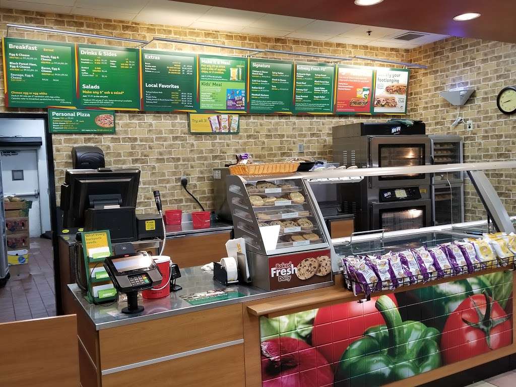 Subway Restaurants | 2299 Koger St, Mooresville, IN 46158, USA | Phone: (317) 539-5473