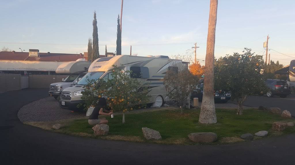 Twin Palms RV Park | 2225 E Main St, Mesa, AZ 85213, USA | Phone: (480) 962-8607