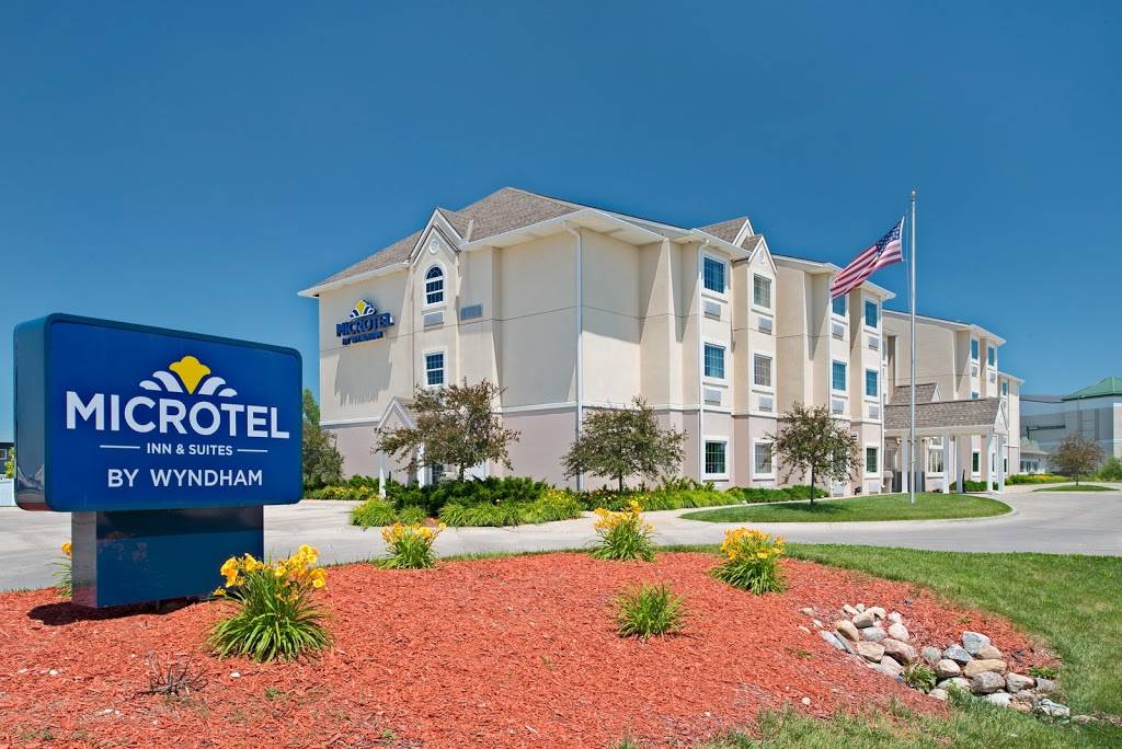 Microtel Inn & Suites by Wyndham Council Bluffs/Omaha | 2141 S 35th St, Council Bluffs, IA 51501, USA | Phone: (712) 256-2900