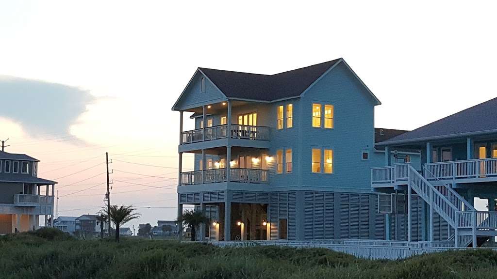 Galveston Luxury Vacation Rentals/ Call of The Sea | 24519 Termini-San Luis Pass Rd, Galveston, TX 77554, USA | Phone: (713) 962-1672