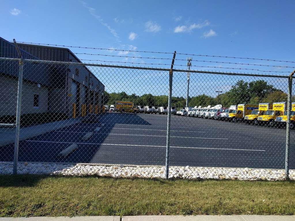 Penske Truck Rental | 600 Edwards Rd, Parsippany, NJ 07054, USA | Phone: (973) 882-1600