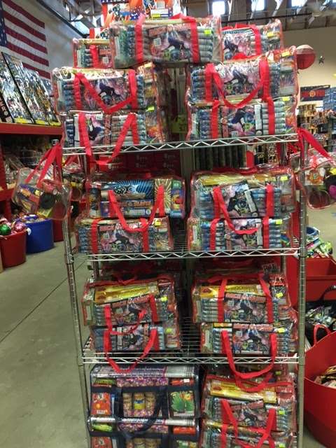 Boom Town Fireworks | 720 Joliet St, Dyer, IN 46311 | Phone: (847) 722-6800