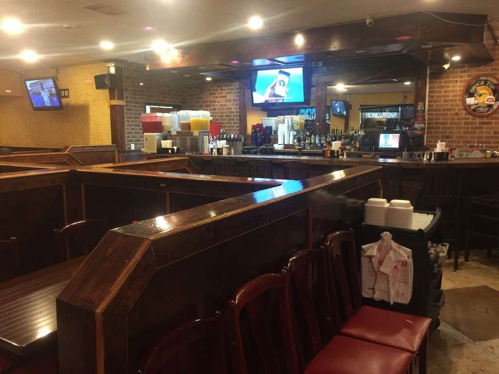 Morazan Bar & Grill | 4400 Central Ave, Charlotte, NC 28205, USA | Phone: (704) 532-1515