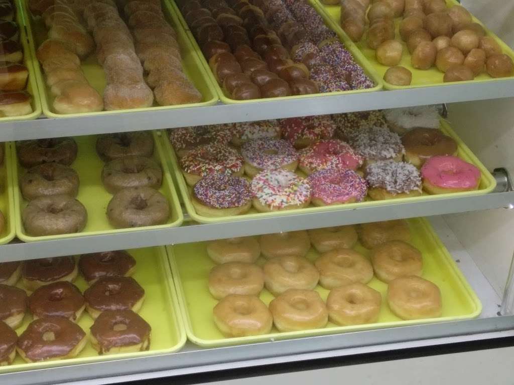 Ingrams Donuts | 5466 Lemmon Ave, Dallas, TX 75209, USA | Phone: (214) 526-5977