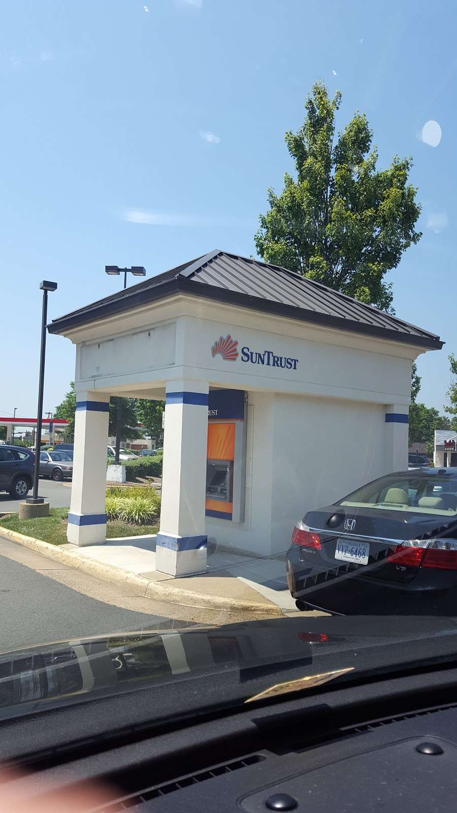 SunTrust ATM | 1651 Reston Pkwy, Reston, VA 20194, USA | Phone: (800) 786-8787