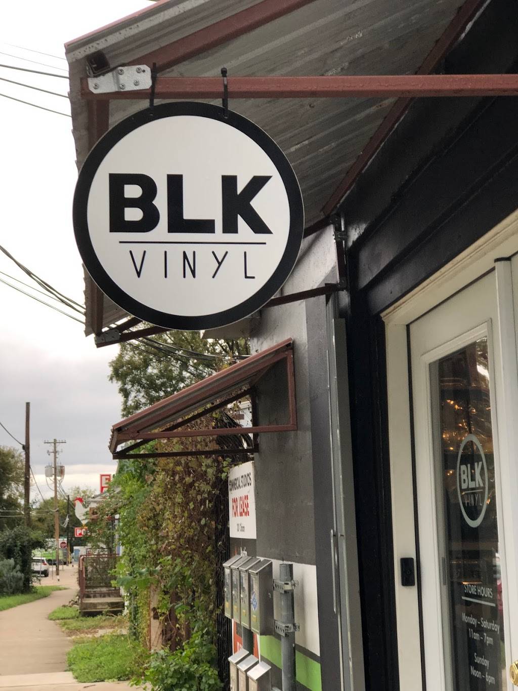 BLK Vinyl | 2505 E 6th St ste f, Austin, TX 78702, USA | Phone: (512) 220-6536