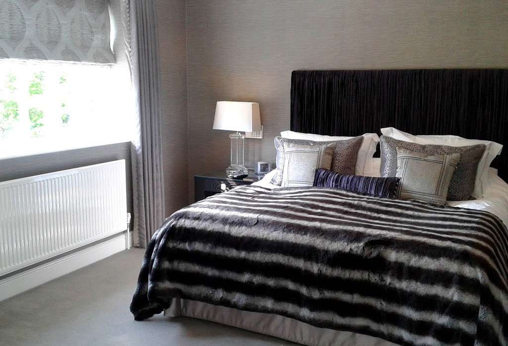 Elizabeth Stewart | 201-203 High St, Potters Bar EN6 5DA, UK | Phone: 01707 663433
