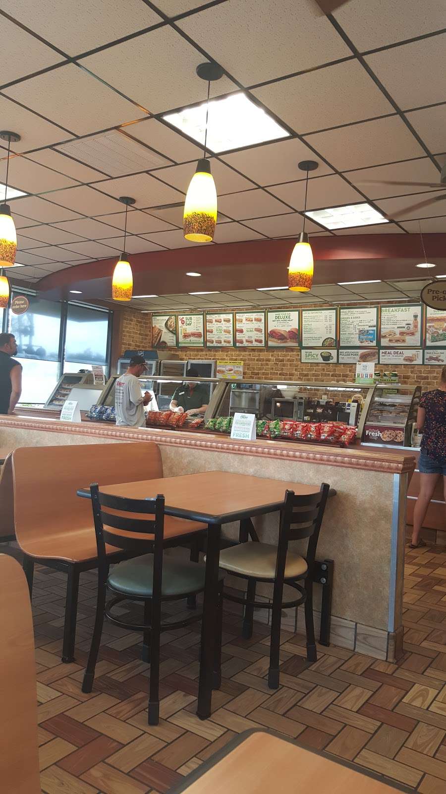 Subway | 103 S Main St, Highlands, TX 77562, USA | Phone: (281) 426-5580